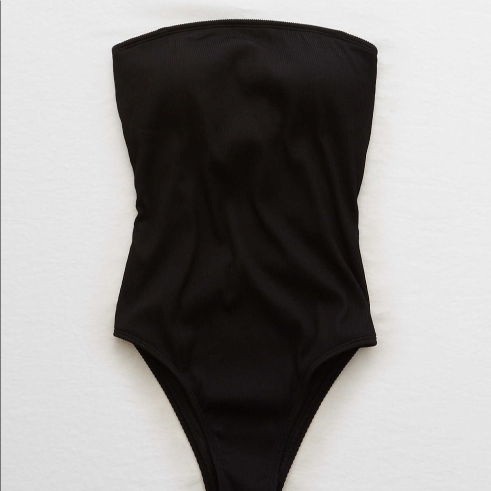 Aerie New one piece strapless swimsuit Medium Long